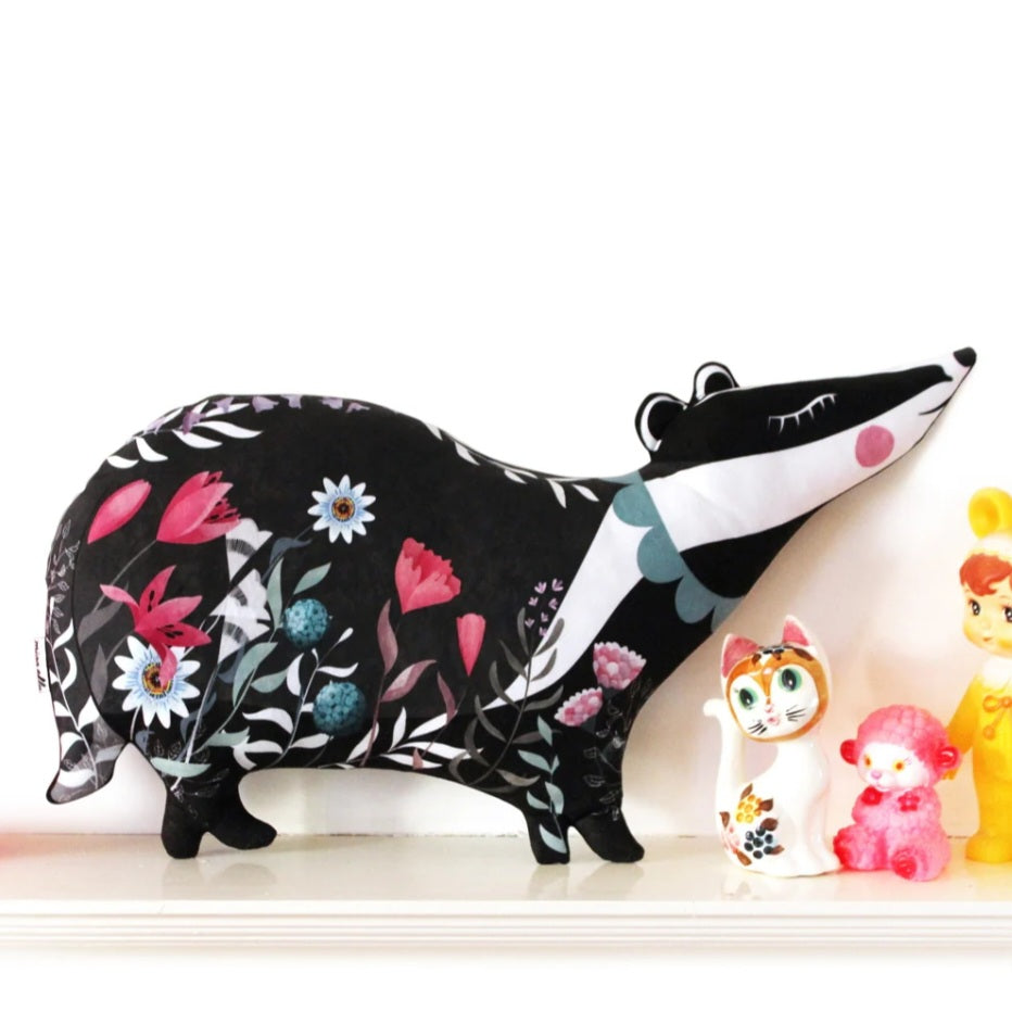 Floral Badger Cushion Kit