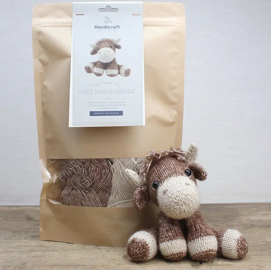 Luke Highland Cow Knitting Kit