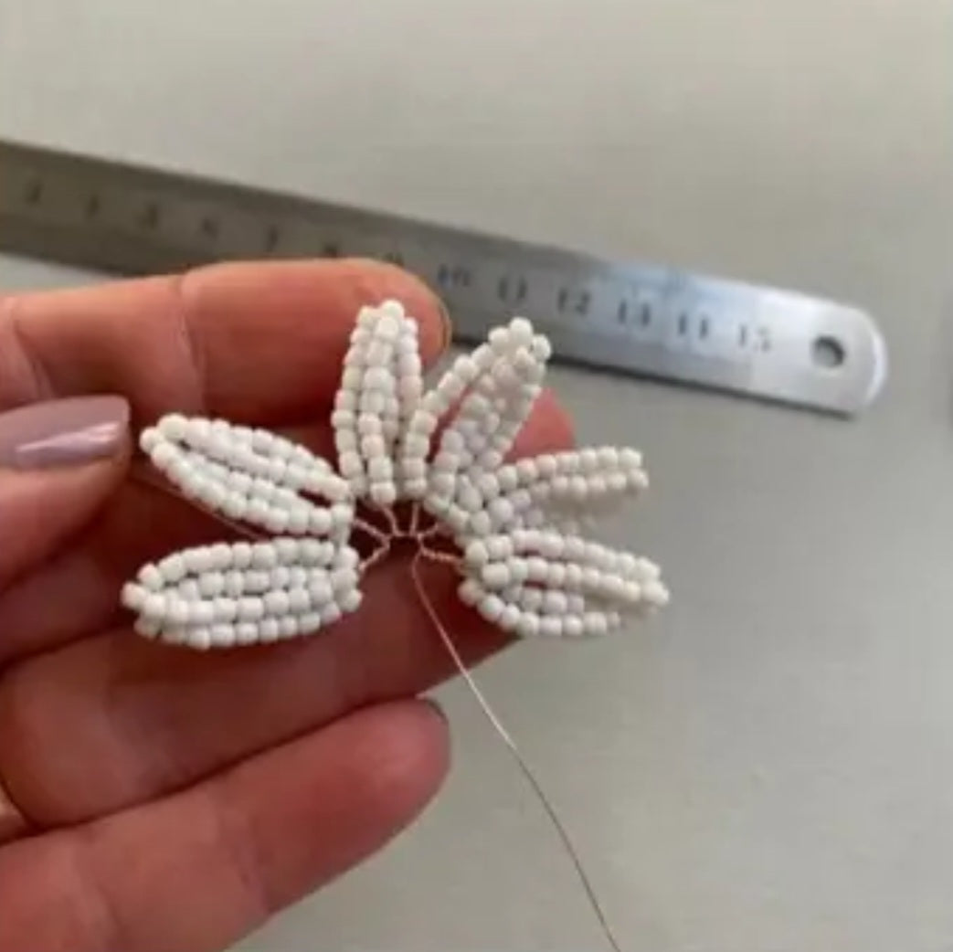 Daisy Beaded Flower Kit