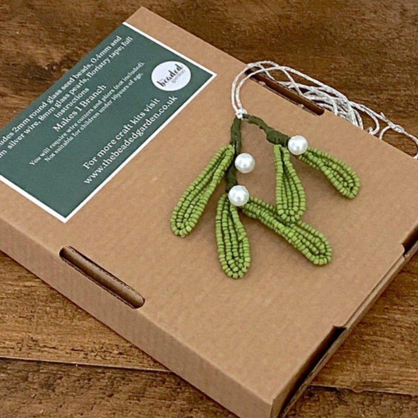 Mistletoe Beaded Flower Kit