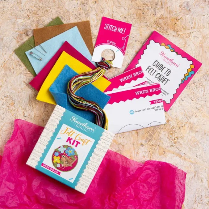 Wren Brooch Kit