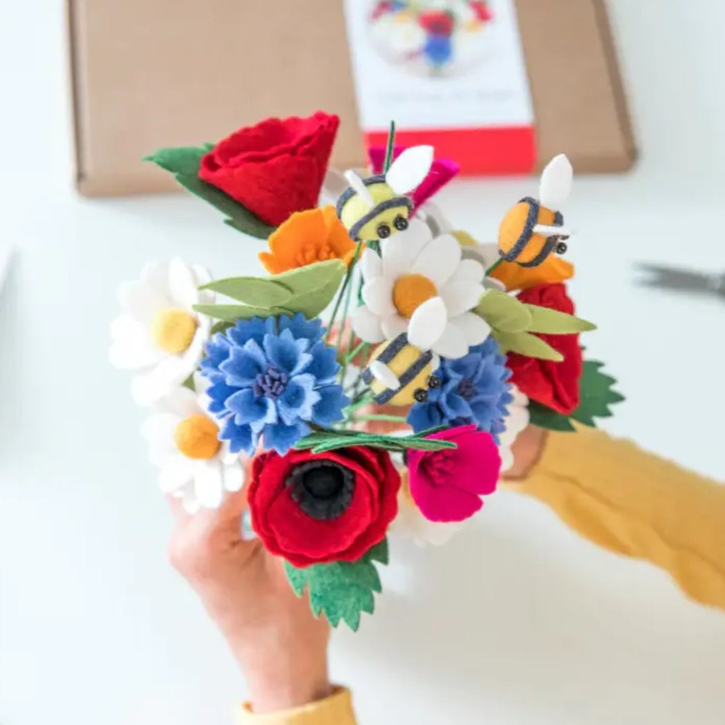Wild Meadow Bee Bouquet Craft Kit