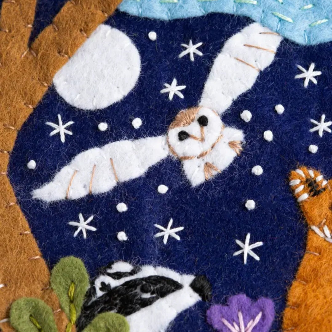 Woodland Pennant Felt Kit