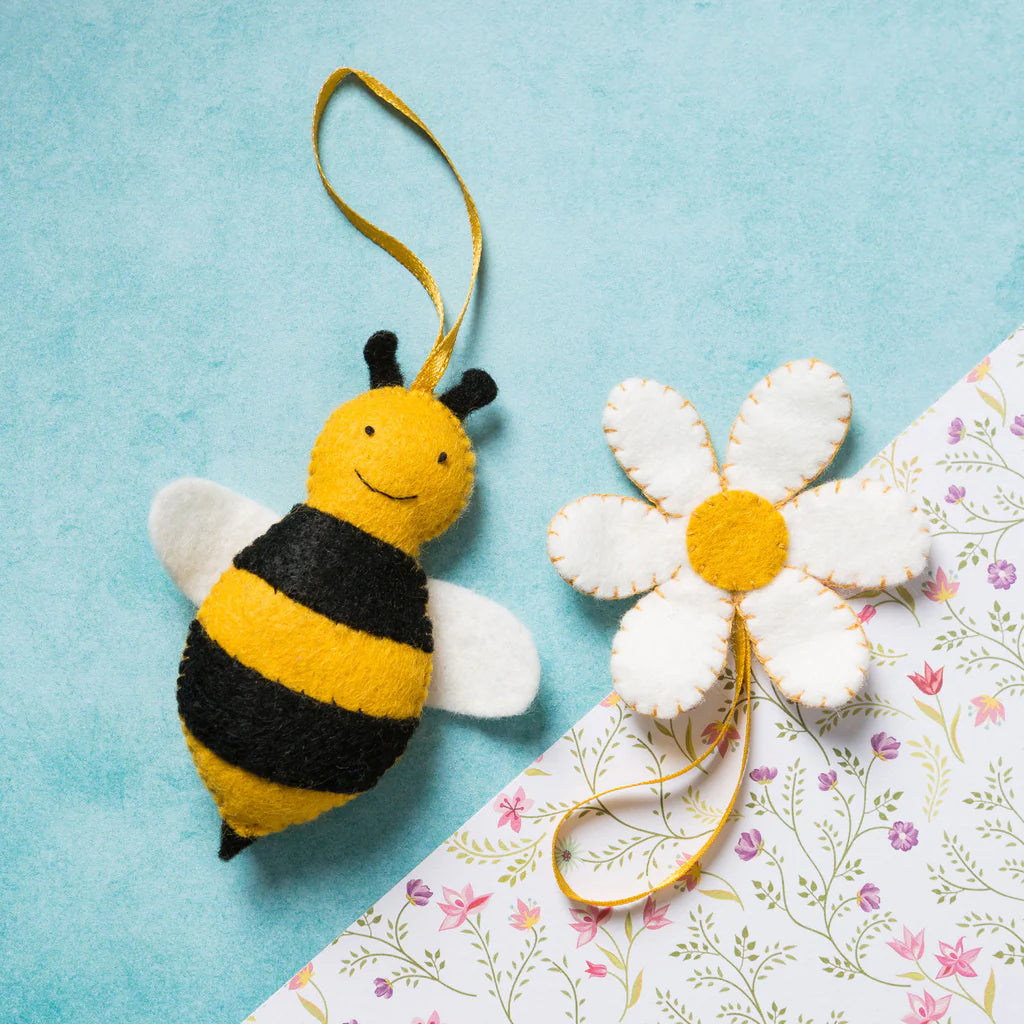 Bee and Flower Mini Kit