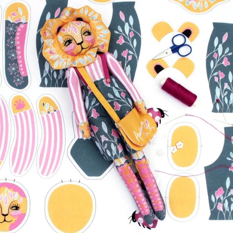 Auroara Circus Lion Doll Kit