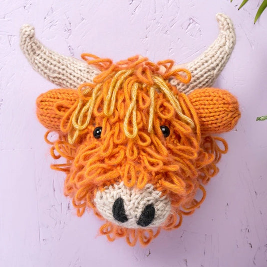 Highland Cow Knitting Kit