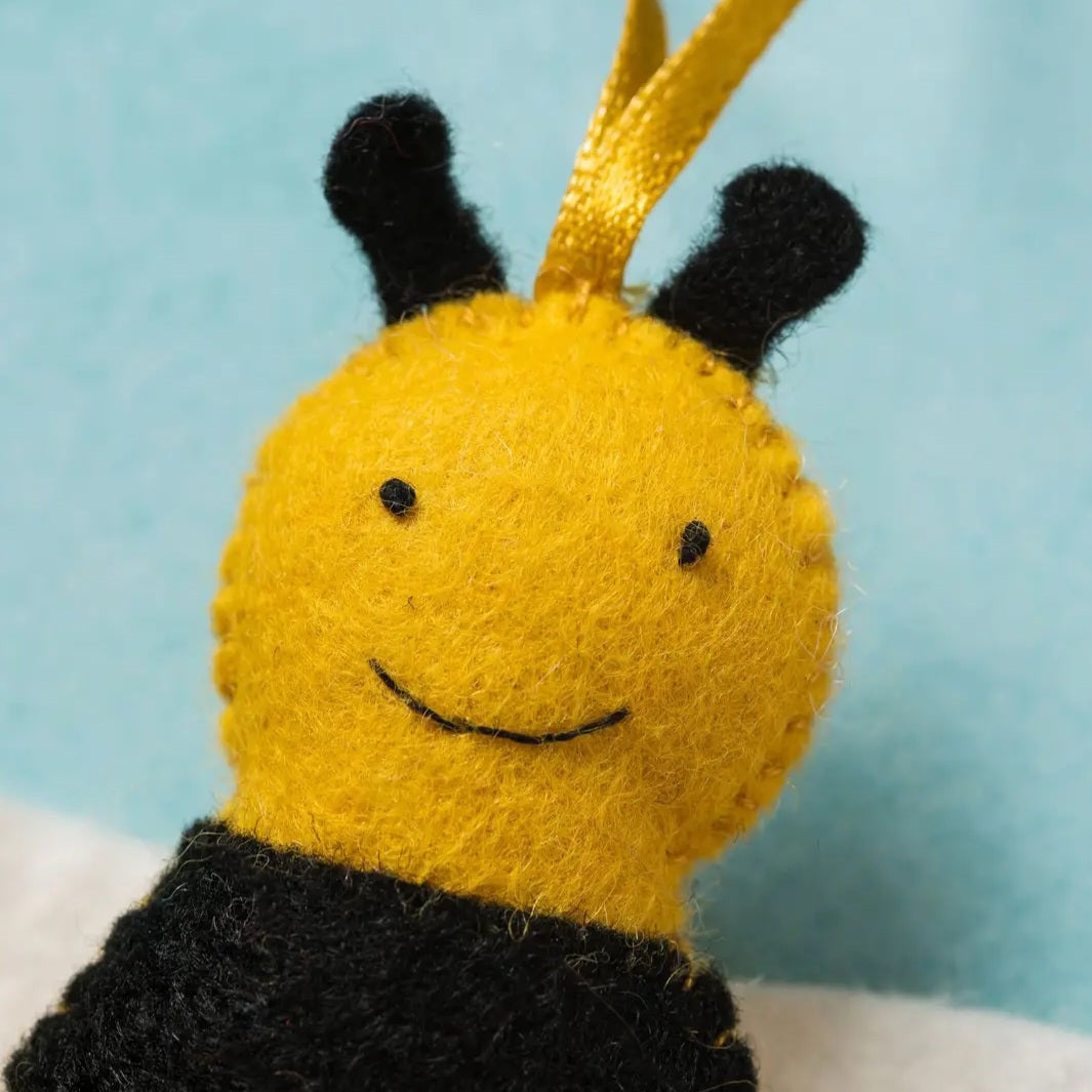 Bee and Flower Mini Kit