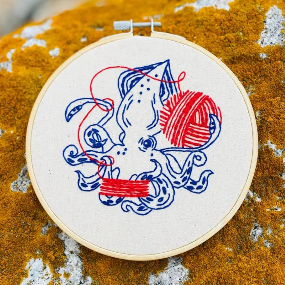 Squid Balling Yarn Embroidery Kit