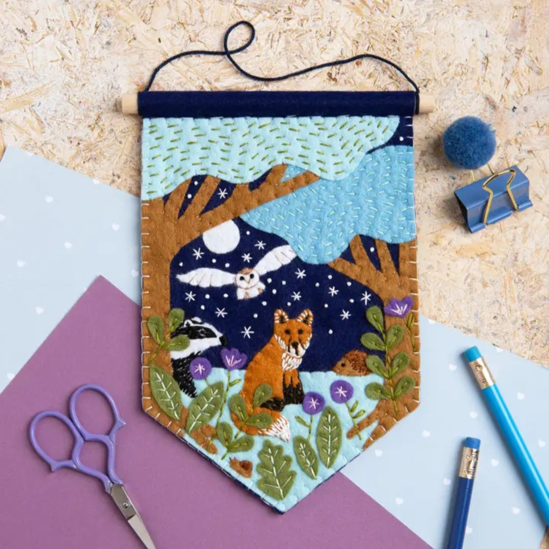 Woodland Pennant Felt Kit