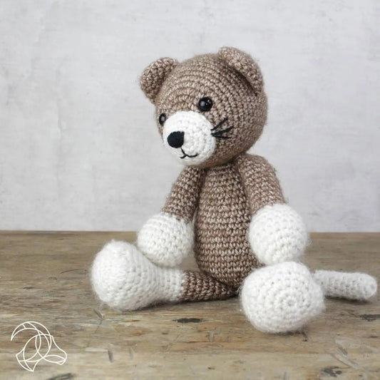 Robbin Cat Crochet Kit